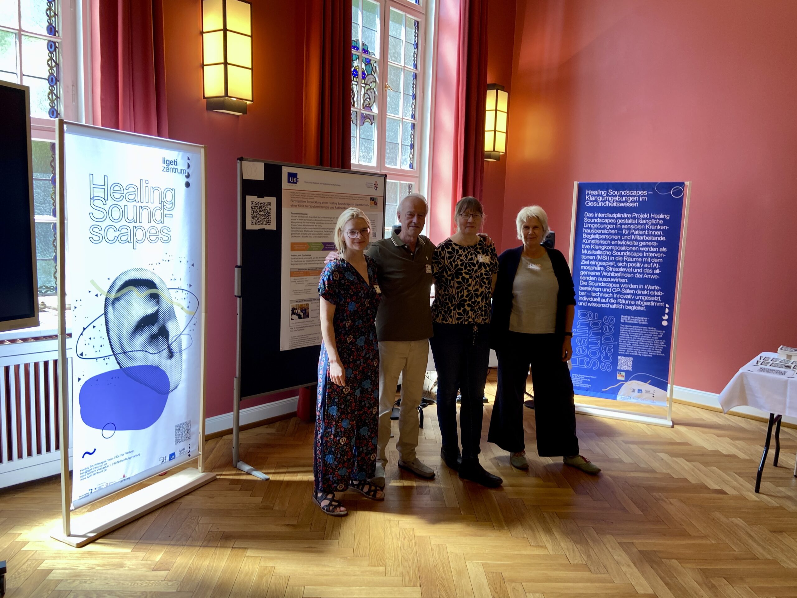 Auf dem Patient:innenkongress am Universitären Cancer Center Hamburg (UCC Hamburg) stellte das Projekt Healing Soundscapes die enge Zusammenarbeit mit Patientenbotschafter:innen vor | Foto: UCC Hamburg