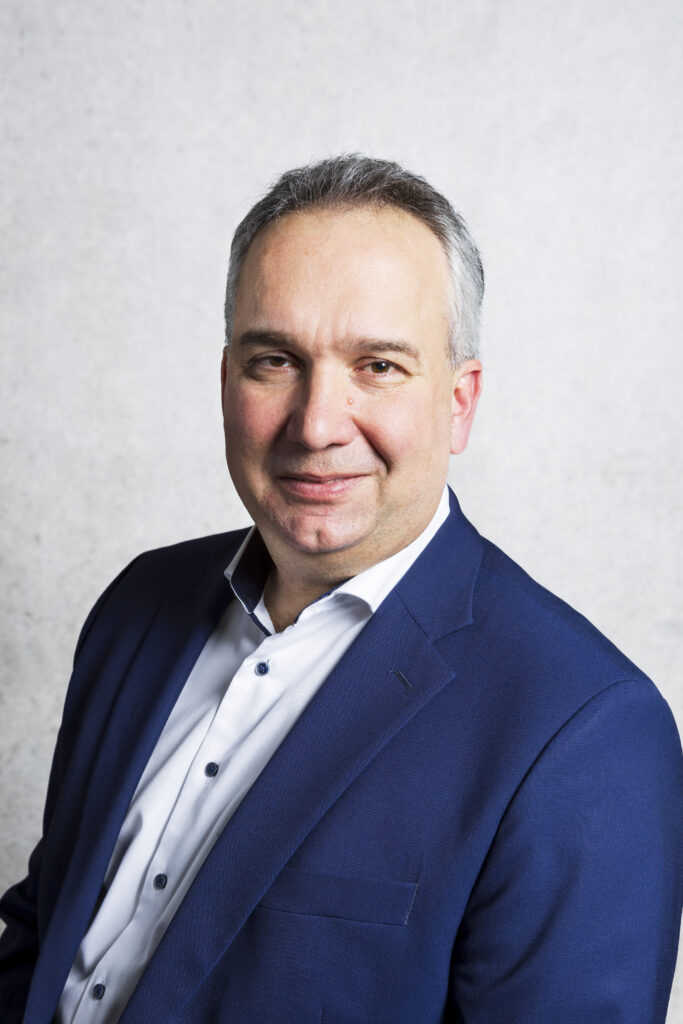 Seit dem 1. Oktober 2025 ist Prof. Dr.-Ing. Thorsten Kern der neue Vizepräsident Lehre an der TUHH | Foto: Jasmin Gritzka
