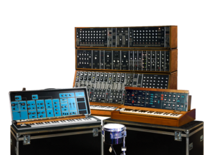 Moog System 55, Moog 1150 Ribbon Controller, Moog 1130 Percussion Controller, Minimoog | Foto: Clusternote, CC BY-SA 4.0