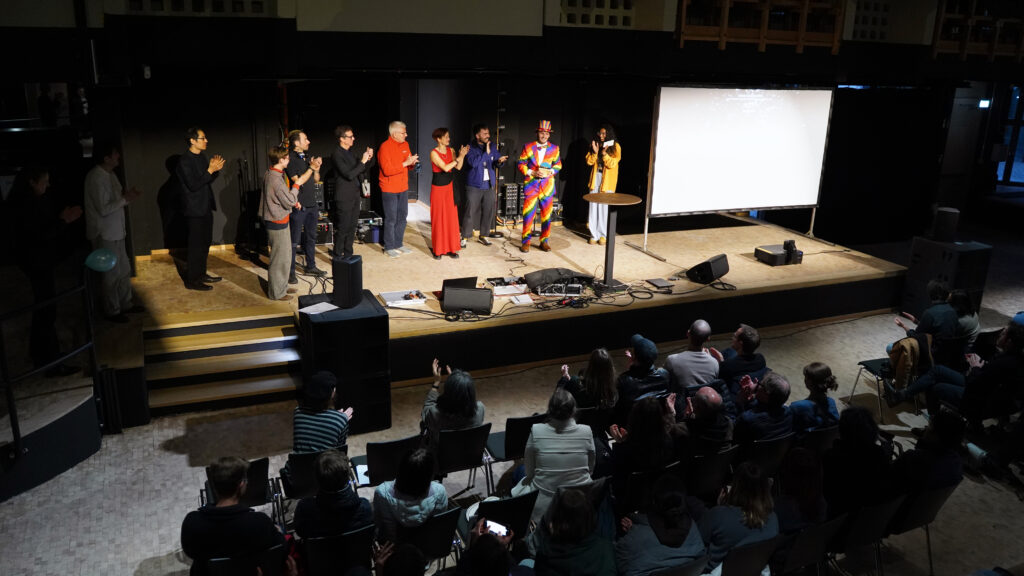 Großes Kino im Kultur Palast Harburg: Der Science Slam ging als Highlight der Off-ICMC hervor | Foto: Daria Radler